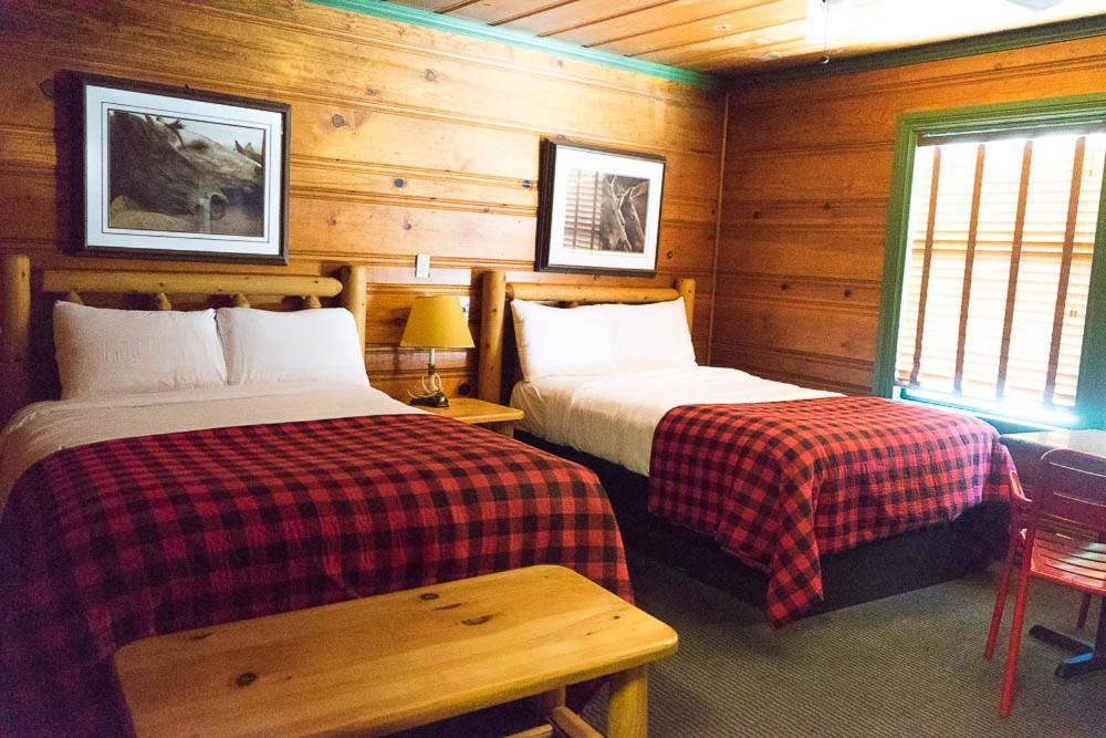 Shaver Lake Village Hotel Ngoại thất bức ảnh