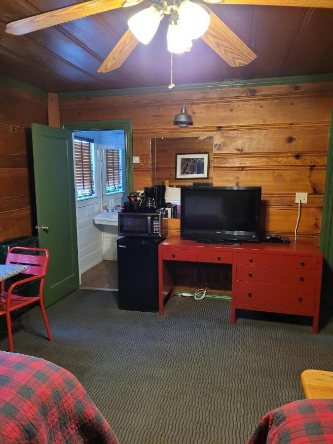 Shaver Lake Village Hotel Ngoại thất bức ảnh
