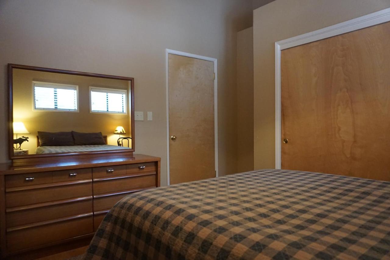 Shaver Lake Village Hotel Ngoại thất bức ảnh