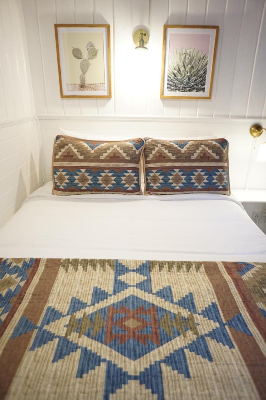 Shaver Lake Village Hotel Ngoại thất bức ảnh