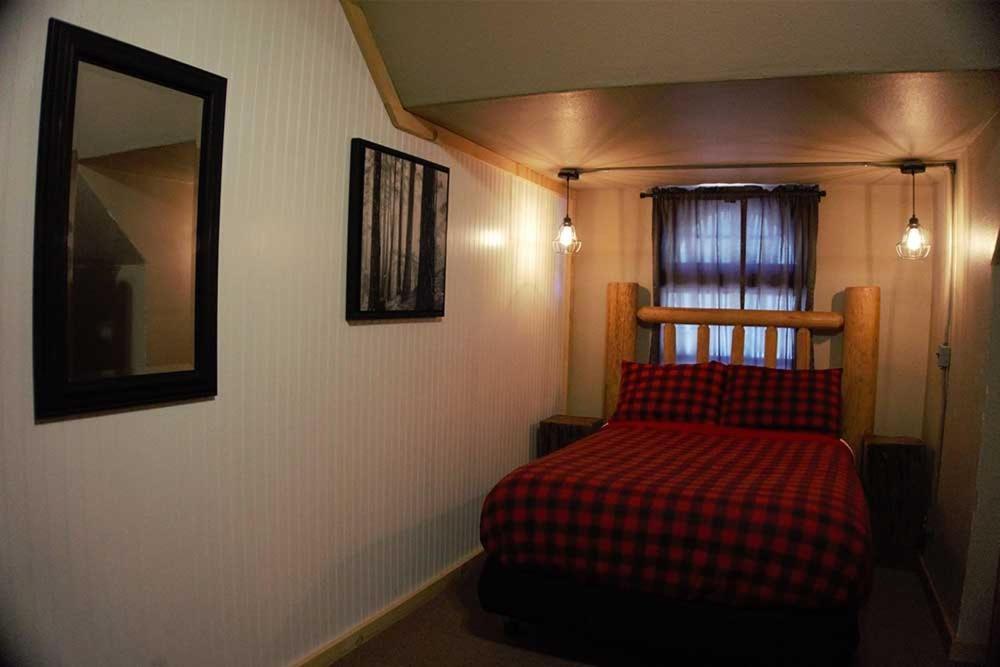 Shaver Lake Village Hotel Ngoại thất bức ảnh